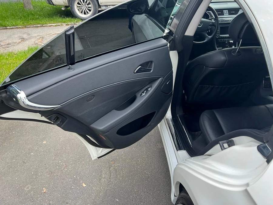 Mercedes-Benz CLS, 2005г., задний привод, автомат