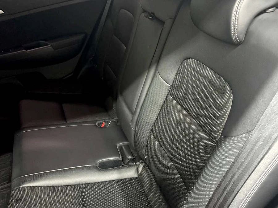 Kia Sportage, 2021г., передний привод, робот