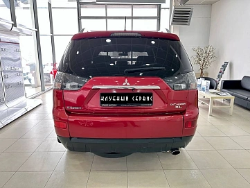 Mitsubishi Outlander, 2008г, полный привод, вариатор