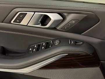 BMW X5, 2024г, полный привод, автомат