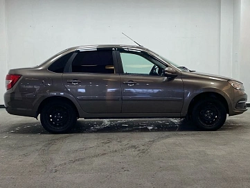 Lada (ВАЗ) Granta, 2019г, передний привод, механика