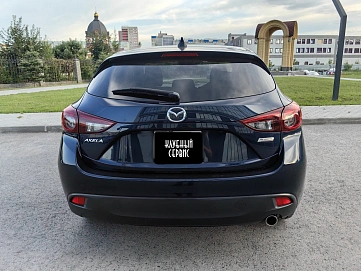 Mazda Axela, 2015г, передний привод, автомат