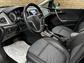 Opel Astra, 2013г., передний привод, автомат