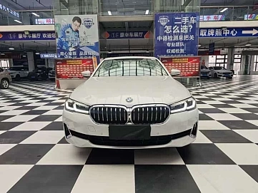 BMW 5 серии, 2021г, задний привод, автомат