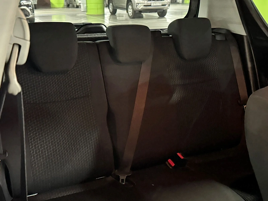 Suzuki Swift, 2014г., передний привод, вариатор