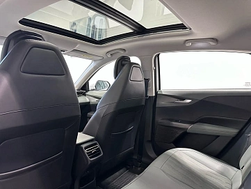 Changan Lamore, 2023г, передний привод, робот