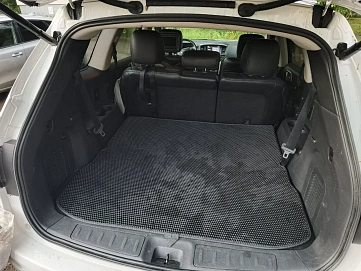 Nissan Pathfinder, 2015г, полный привод, вариатор