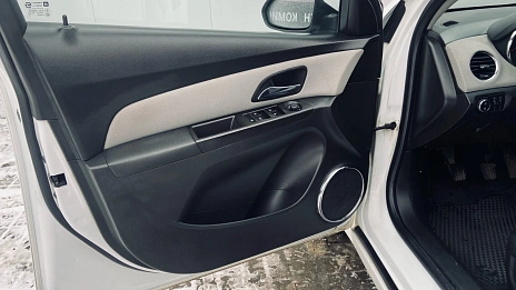 Chevrolet Cruze, 2014г, передний привод, механика