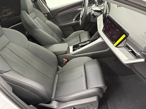 Audi Q5, 2025г, полный привод, робот