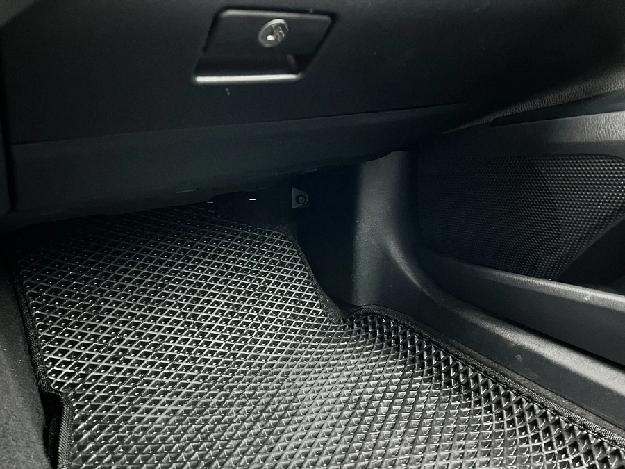 Toyota Camry, 2019г., передний привод, автомат