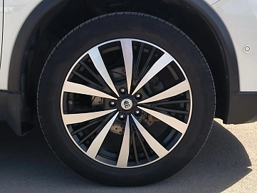 Nissan X-Trail, 2019г, полный привод, вариатор