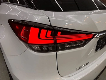 Lexus RX, 2022г, полный привод, автомат