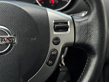 Nissan Qashqai, 2013г, передний привод, вариатор