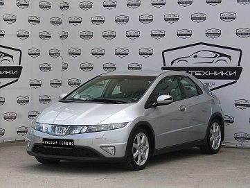 Honda Civic, 2008г, передний привод, робот