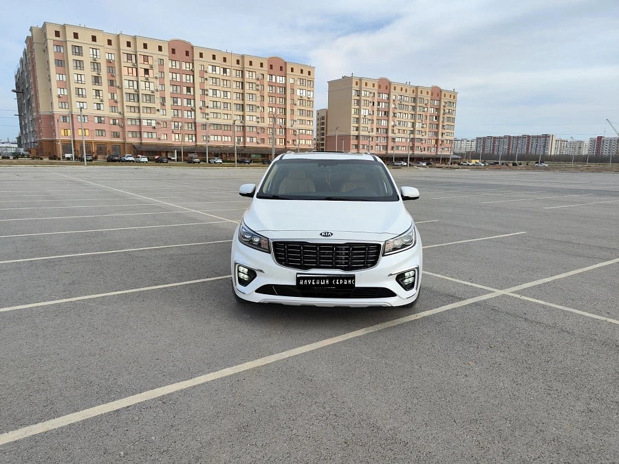 Kia Carnival, 2019г., передний привод, автомат