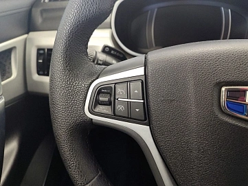 Geely Atlas, 2021г, передний привод, автомат