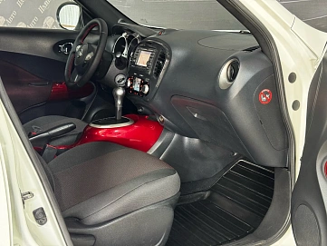 Nissan Juke, 2011г, передний привод, вариатор