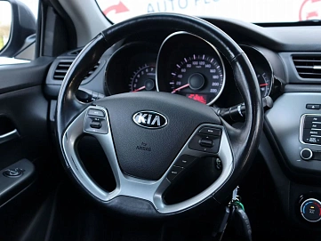 Kia Rio, 2015г, передний привод, автомат
