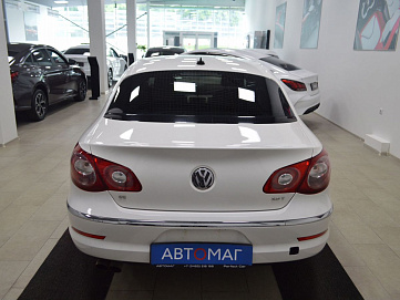 Volkswagen Passat CC, 2010г, передний привод, робот