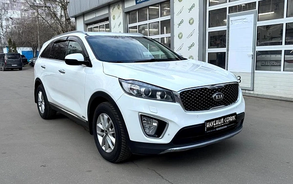 Kia Sorento, 2015г., полный привод, автомат