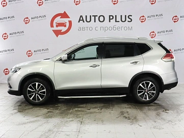 Nissan X-Trail, 2015г, передний привод, вариатор