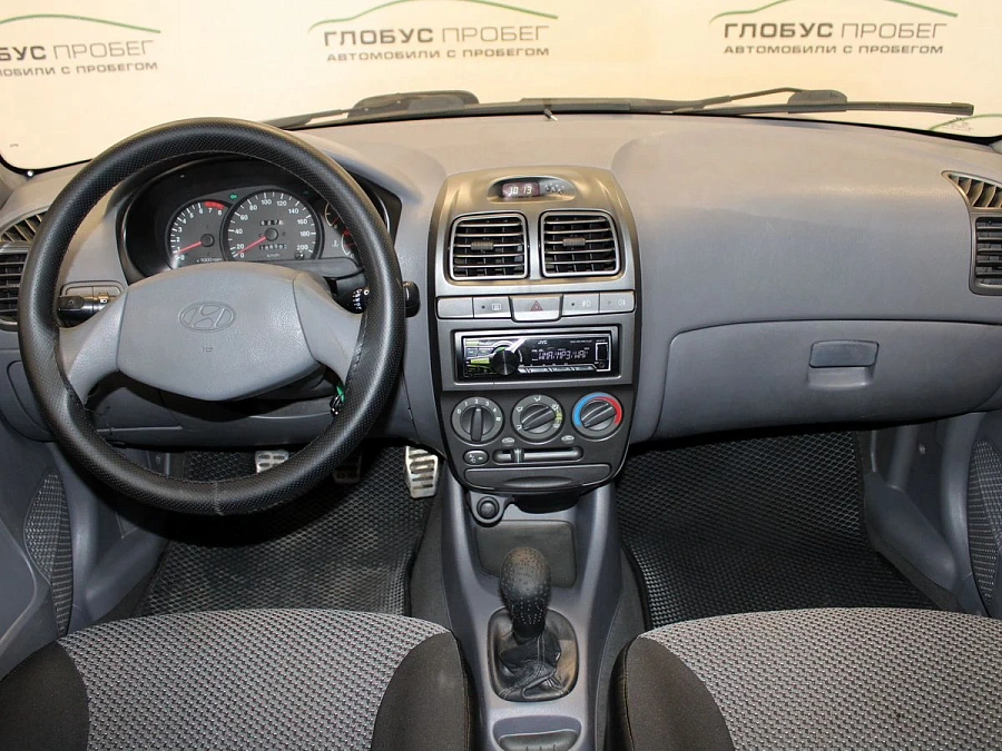 Hyundai Accent, 2008г., передний привод, механика