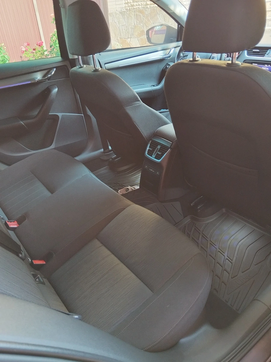 Skoda Octavia, 2020г., передний привод, робот
