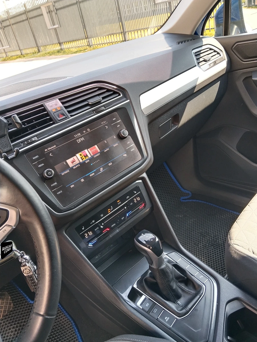 Volkswagen Tiguan, 2021г., передний привод, робот