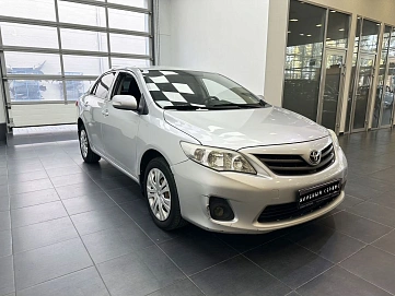Toyota Corolla, 2012г, передний привод, механика