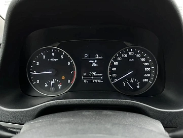 Hyundai Elantra, 2018г, передний привод, автомат