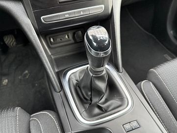Renault Megane, 2019г, передний привод, механика