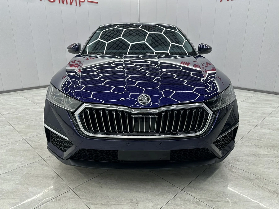Skoda Octavia, 2022г., передний привод, робот