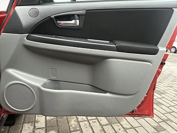 Suzuki SX4, 2010г, передний привод, механика