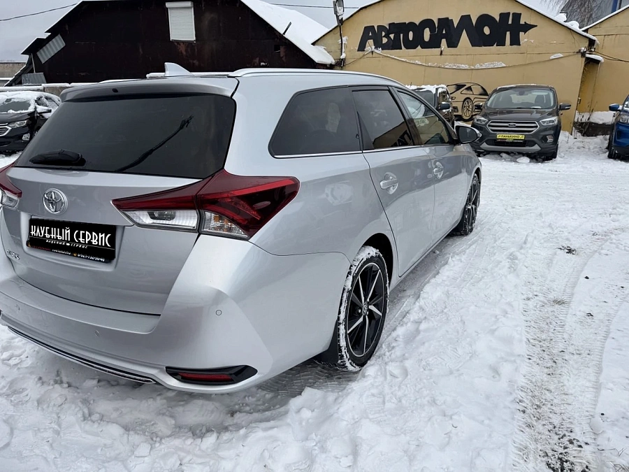 Toyota Auris, 2018г., передний привод, механика