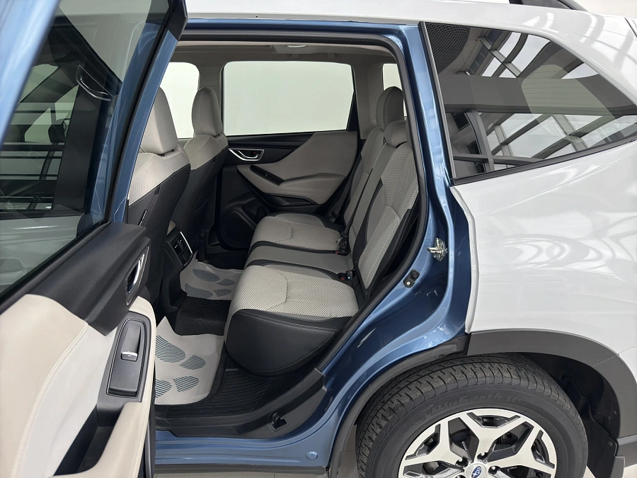 Subaru Forester, 2019г., полный привод, вариатор