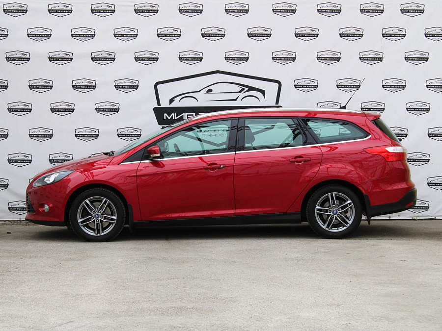 Ford Focus, 2012г., передний привод, робот