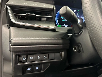 Toyota Camry, 2025г, передний привод, вариатор