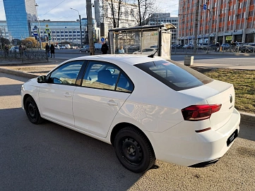 Volkswagen Polo, 2022г, передний привод, автомат