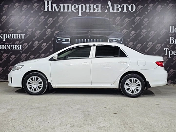 Toyota Corolla, 2011г., передний привод, автомат