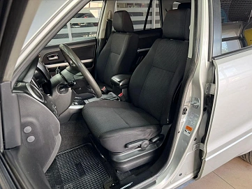 Suzuki Grand Vitara, 2010г, полный привод, автомат