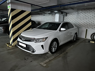 Toyota Camry, 2015г, передний привод, автомат