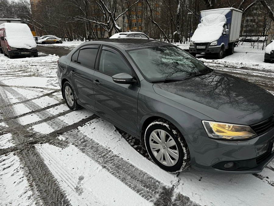Volkswagen Jetta, 2012г., передний привод, робот