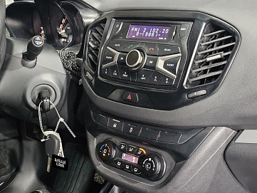 Lada (ВАЗ) Vesta, 2017г, передний привод, механика