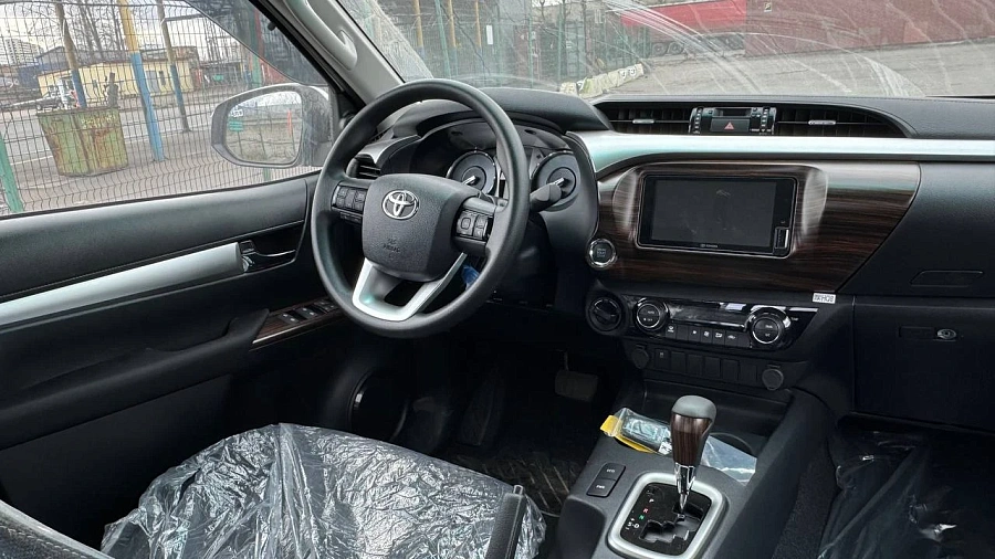 Toyota Hilux, 2024г., полный привод, автомат