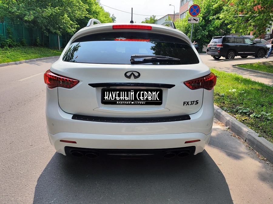 Infiniti FX, 2011г., полный привод, автомат
