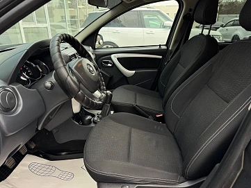 Nissan Terrano, 2017г, передний привод, механика