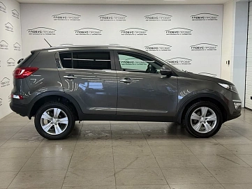 Kia Sportage, 2012г, передний привод, механика