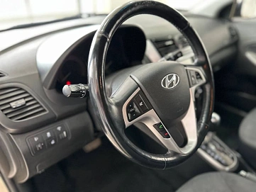 Hyundai Solaris, 2014г, передний привод, автомат