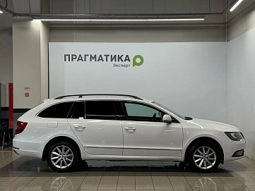 Skoda Superb, 2013г, передний привод, робот