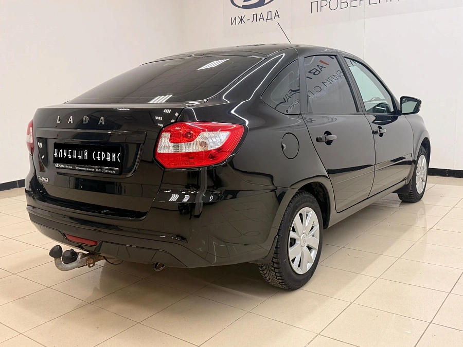 Lada (ВАЗ) Granta, 2023г., передний привод, механика